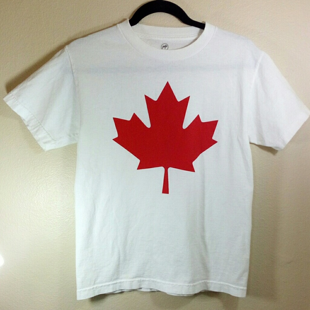 Canada basic tee